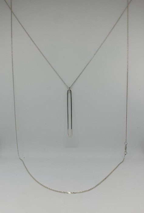 Picture of long necklace